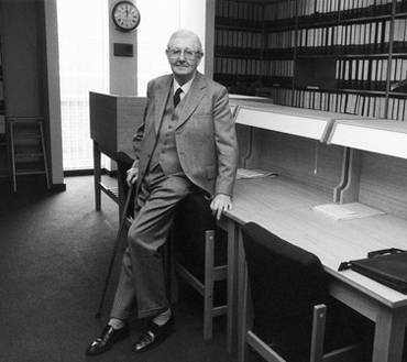 photograph of Professor Jack Simmons