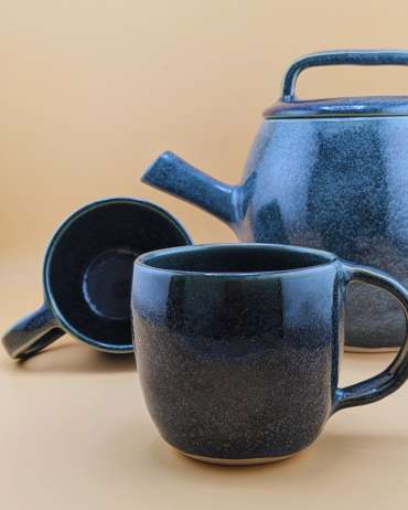 Stoneware Teaset by Belén Pascual Mazzeo