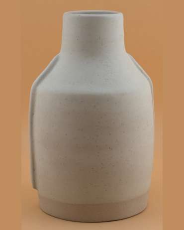 Stoneware Vase by Belén Pascual Mazzeo