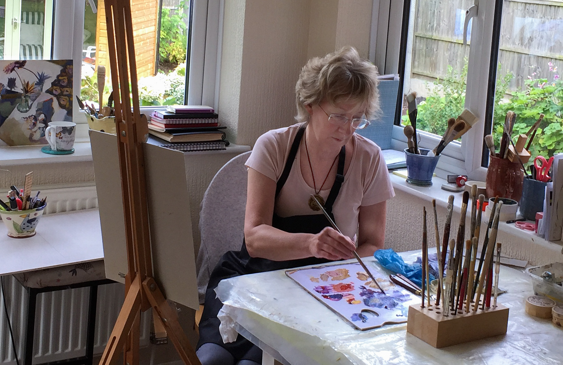 Photograph of Lesley Brooks in her studio