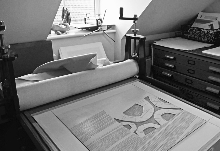 Fiona Humphrey's etching press with lino block