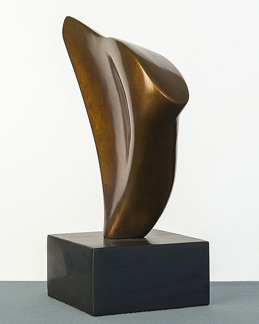Marijke van der Veen, 'Confidence' sculpture